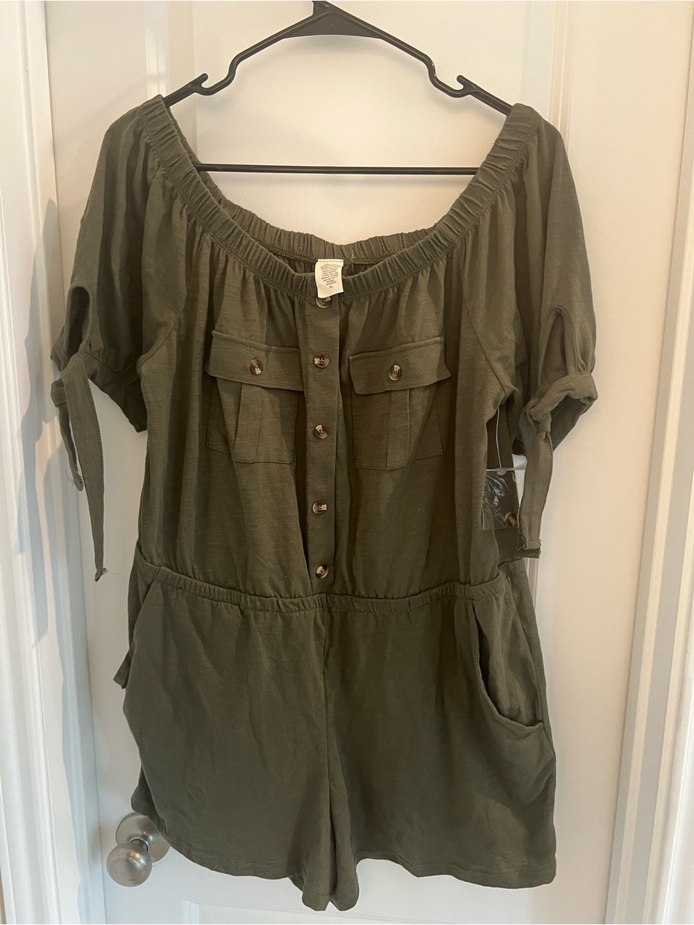 Olive Green Utility Romper XL NWOT Button Front Cargo Pockets